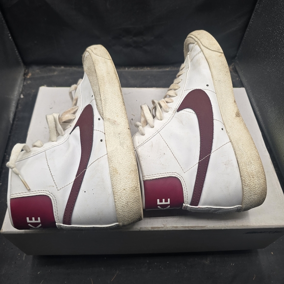 Nike‎ White Sneakers with Red Swoosh and Yellow Tongue Lining main image 8